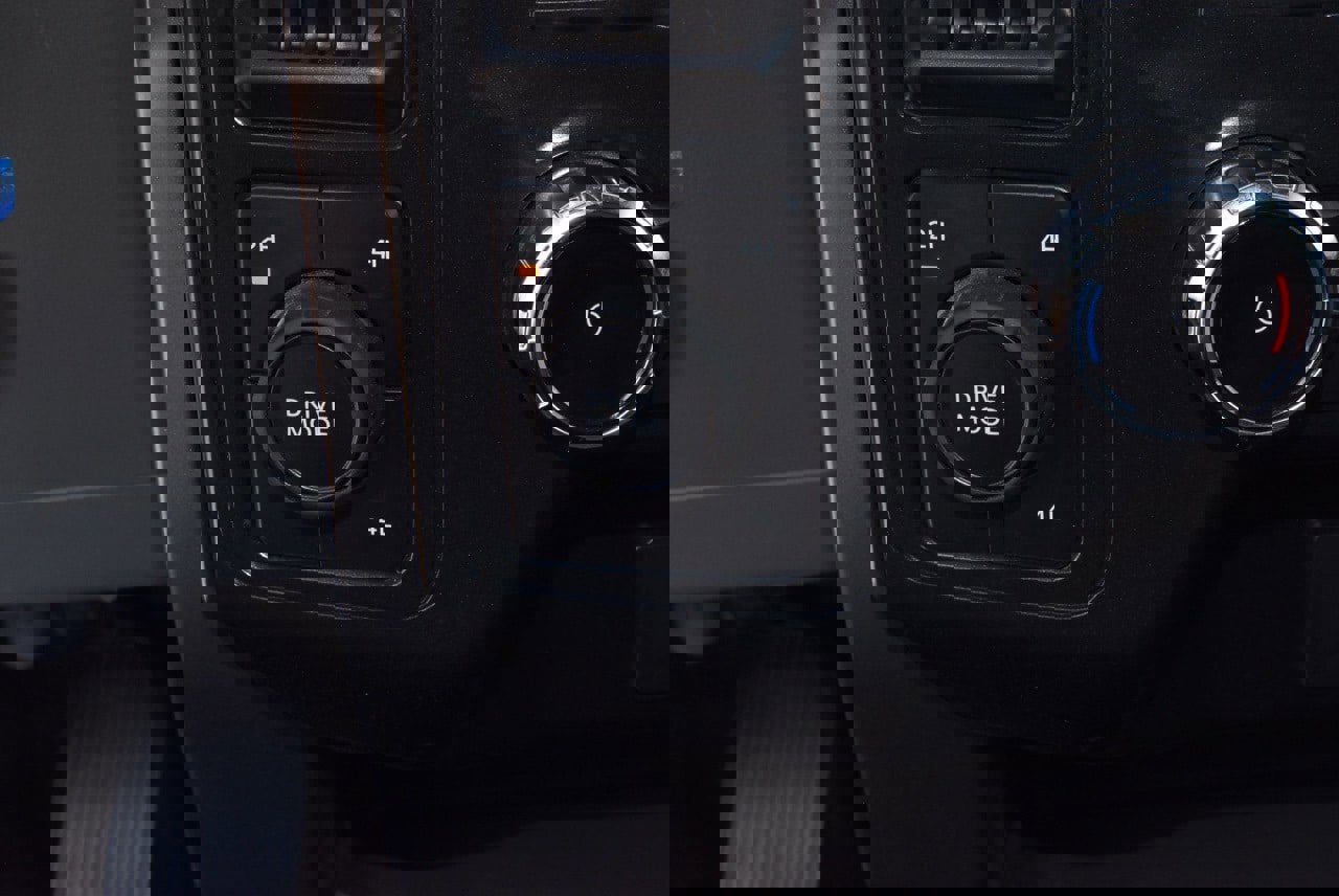 Used 2025 Ford F150 XLT w/ Equipment Group 301A Standard image 30