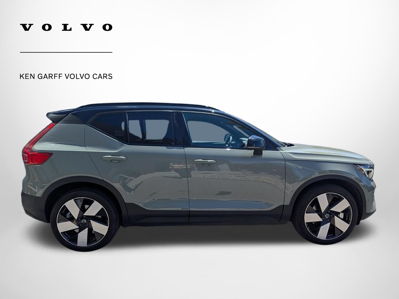 Used 2023 Volvo XC40 Recharge Ultimate AWD/4WD image 3