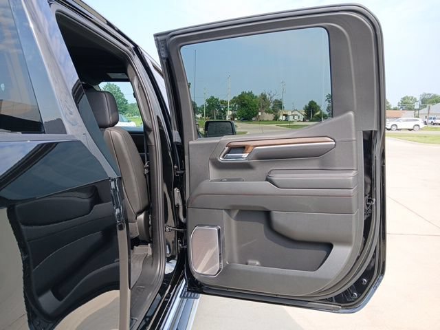 Certified 2024 Chevrolet Silverado 1500 High Country w/ Technology Package AWD/4WD image 26