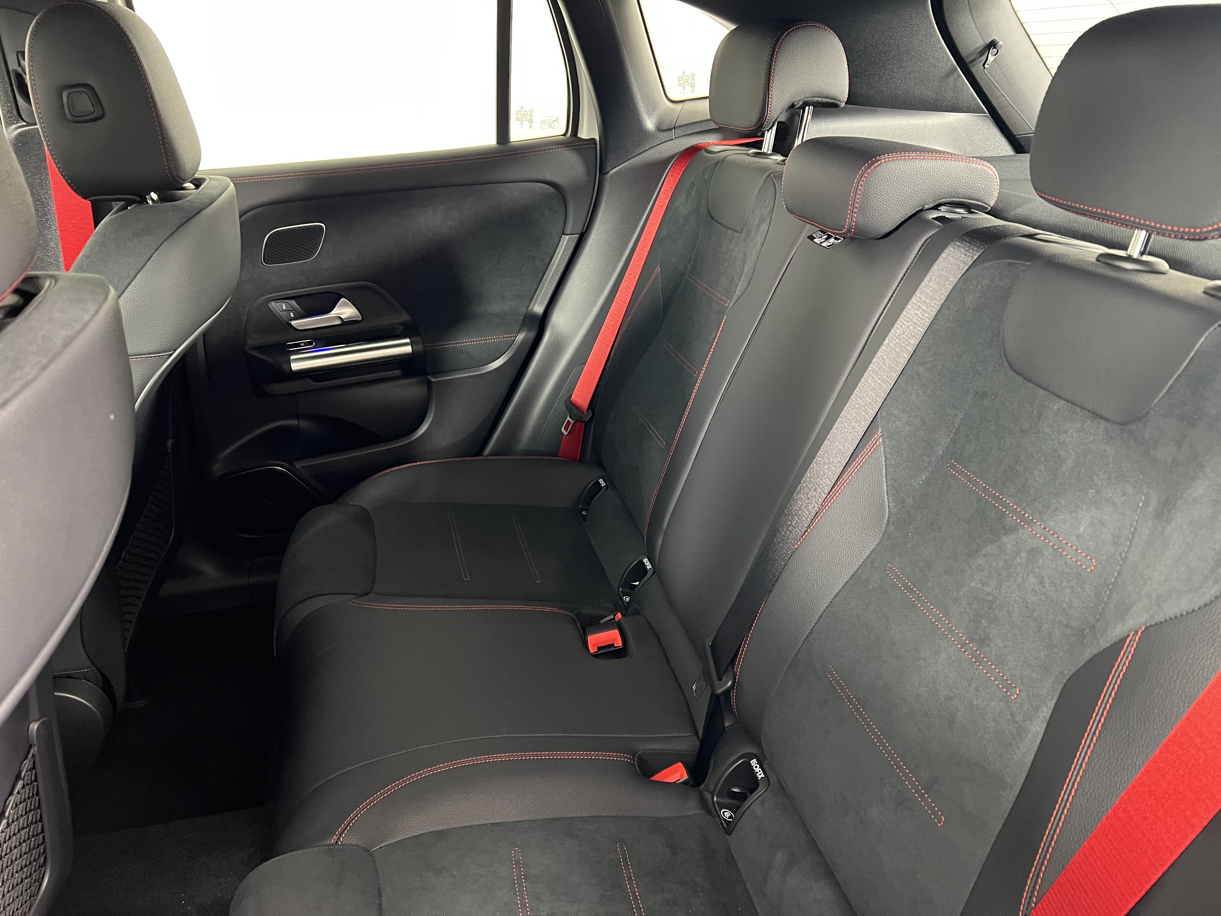 Used 2025 Mercedes-Benz GLA 35 AMG 4MATIC image 20
