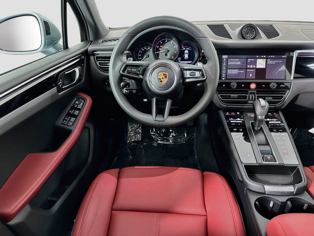 New 2026 Porsche Macan AWD/4WD image 25