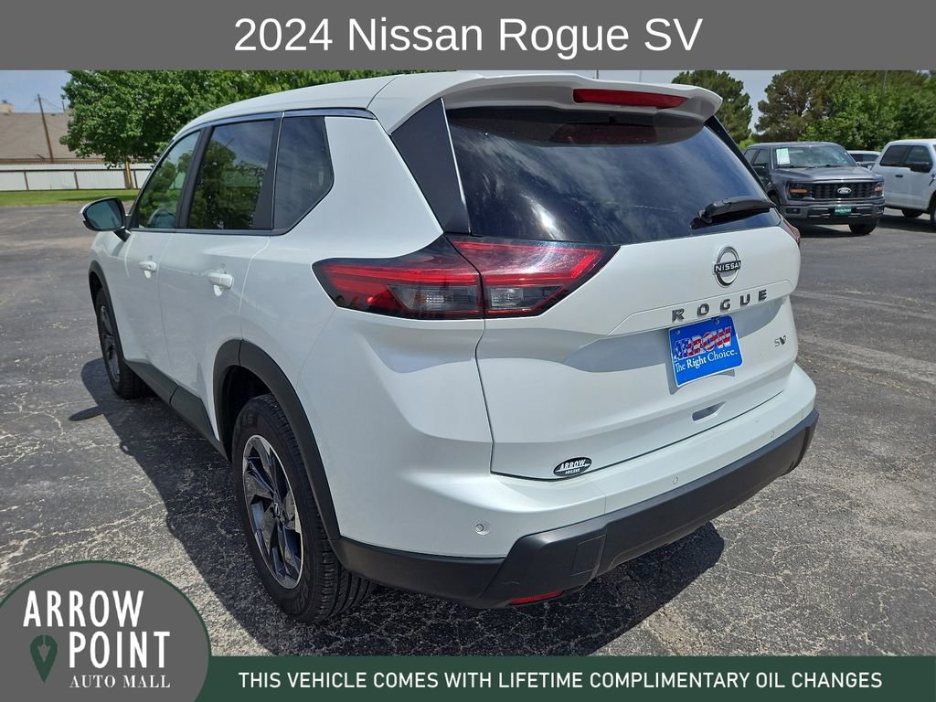 Used 2024 Nissan Rogue SV FWD image 9