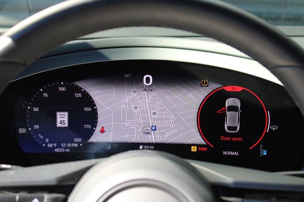 Certified 2024 Porsche Macan 4 Electric image 19