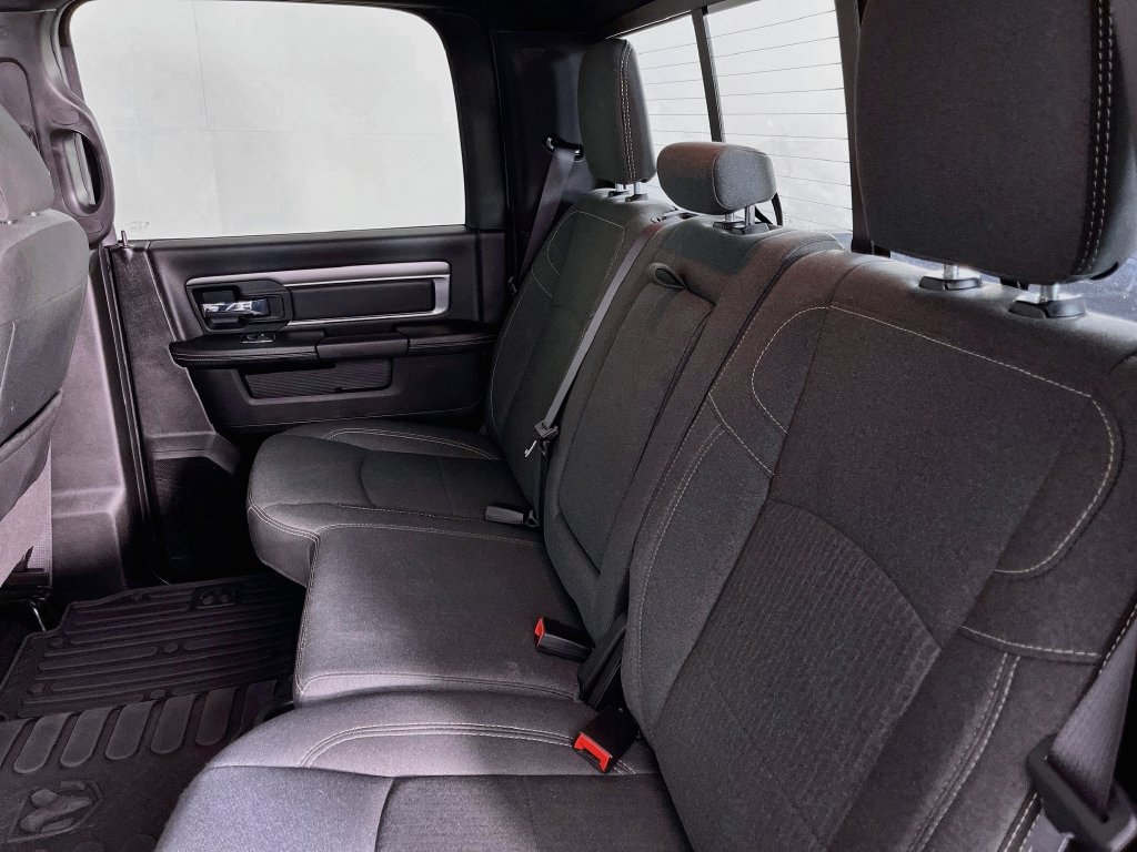 Used 2022 RAM 1500 Warlock w/ Ceramic Grey Warlock Package AWD/4WD image 28