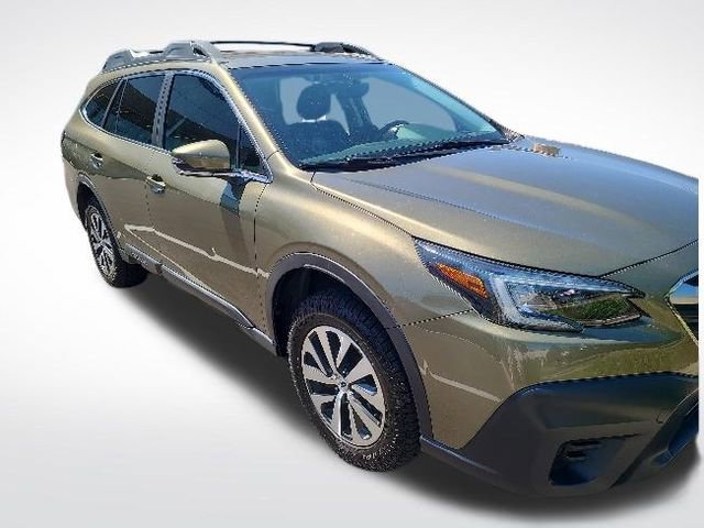 Used 2020 Subaru Outback Premium w/ Tech Package 1 AWD/4WD image 4