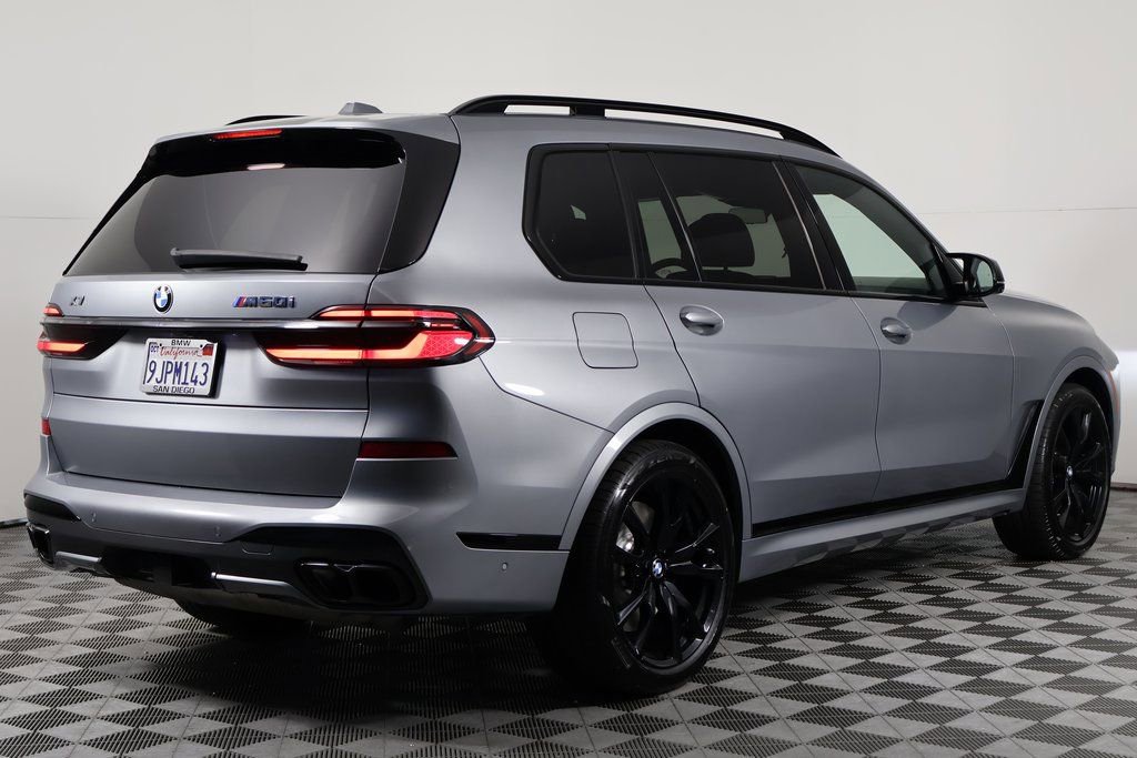 Used 2024 BMW X7 M60i w/ Executive Package image 4