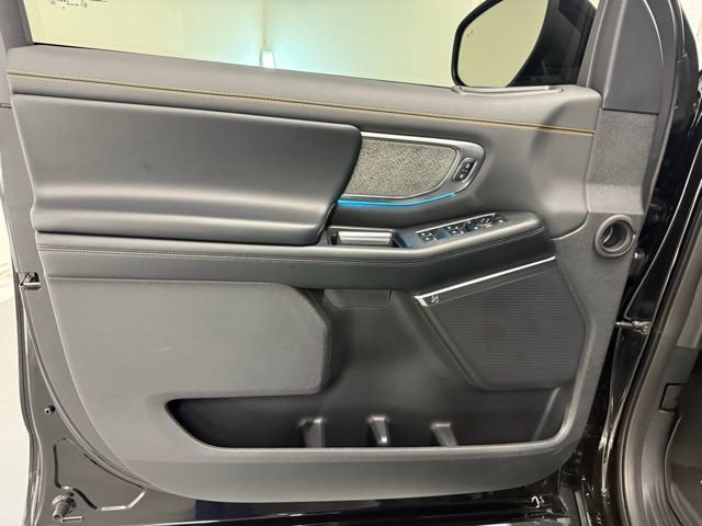 Used 2025 Ford Expedition Tremor image 14