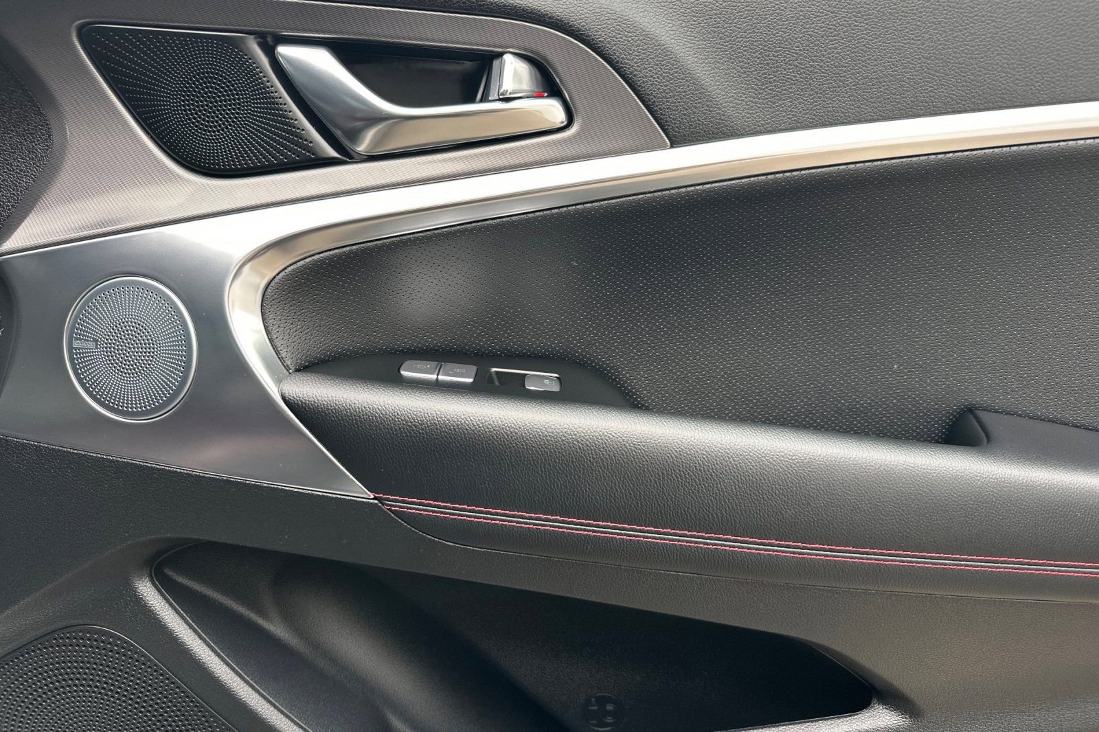 Used 2026 Genesis G70 3.3T Sport Prestige image 20