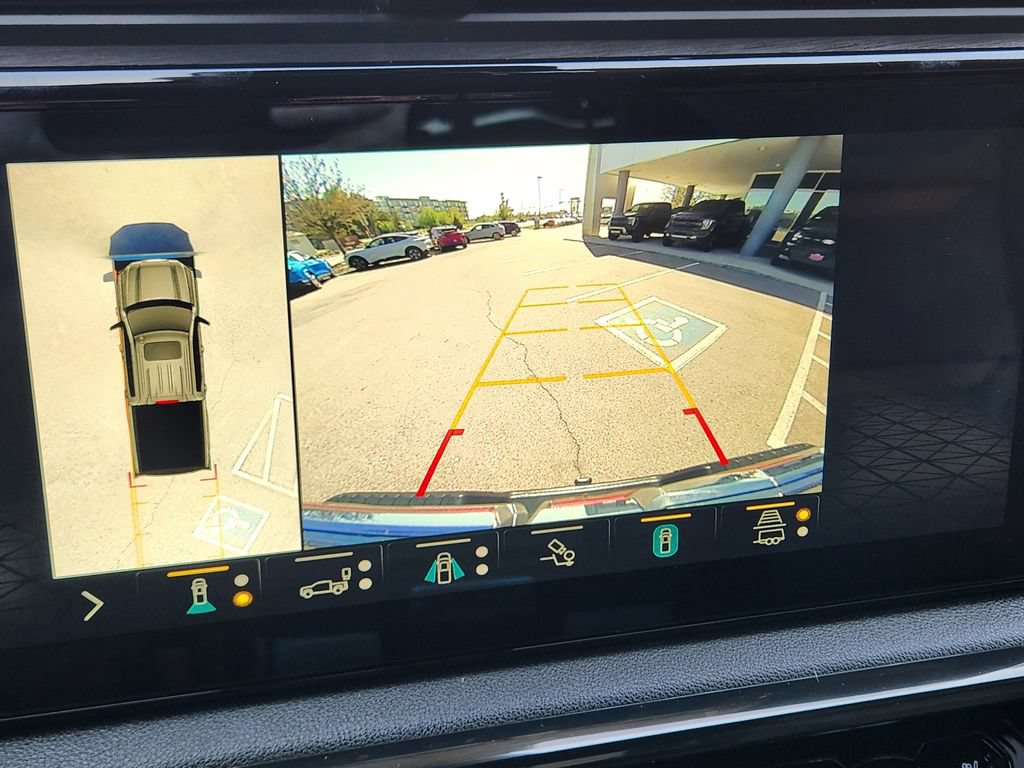 Used 2022 GMC Sierra 1500 AT4 w/ Technology Package AWD/4WD image 24