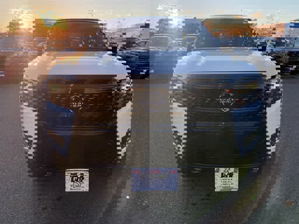 New 2026 Nissan Frontier SV image 2