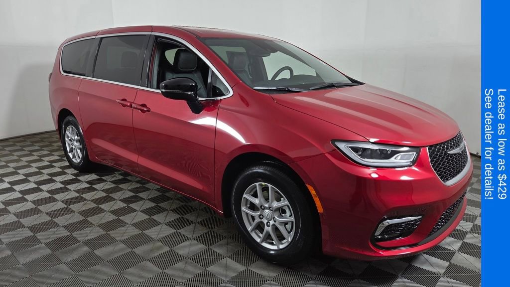 New 2026 Chrysler Pacifica Select