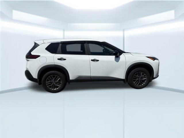 Used 2023 Nissan Rogue S FWD image 5
