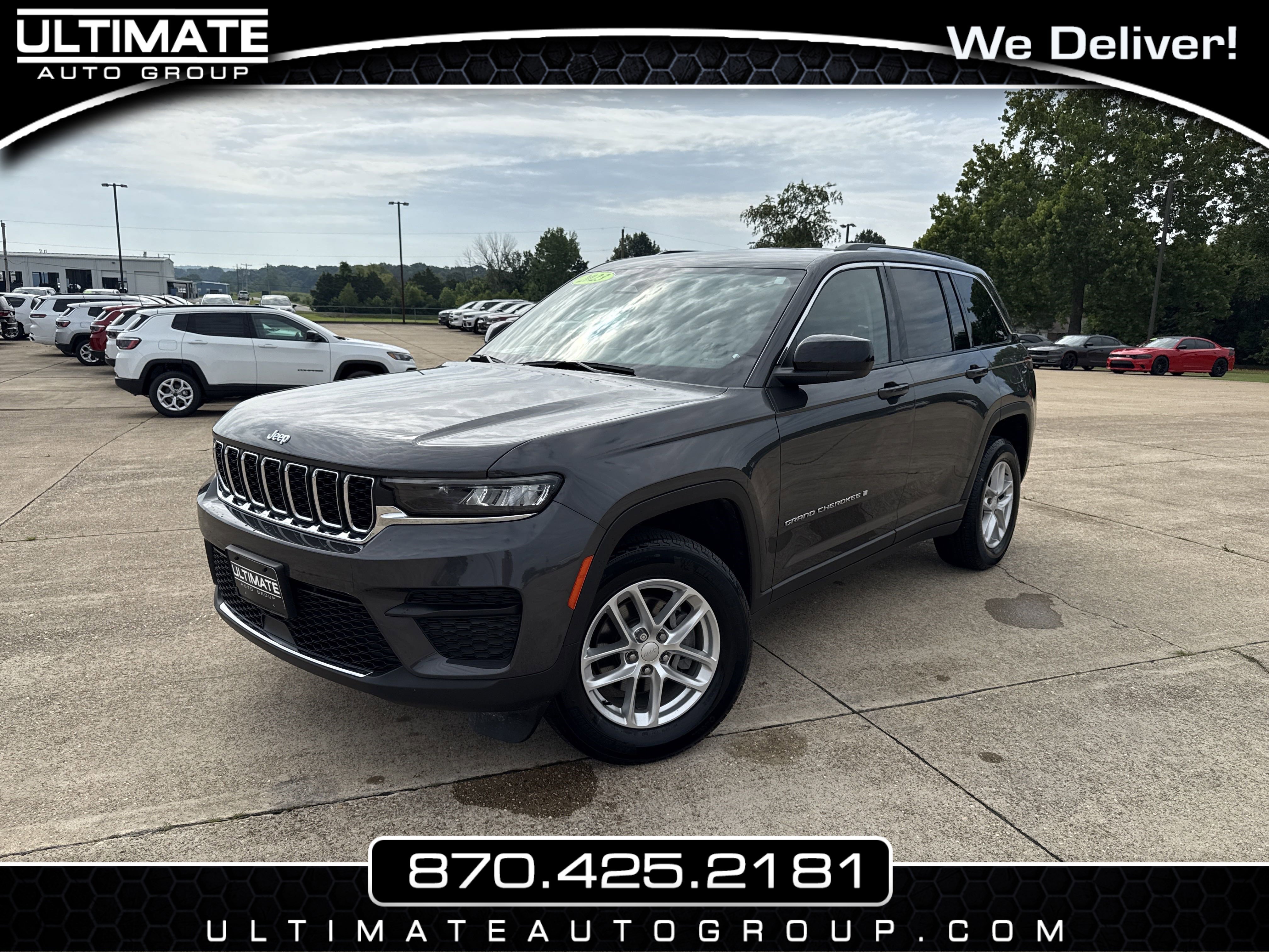 Used 2023 Jeep Grand Cherokee Laredo