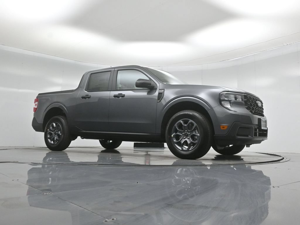 New 2026 Ford Maverick XLT FWD image 3