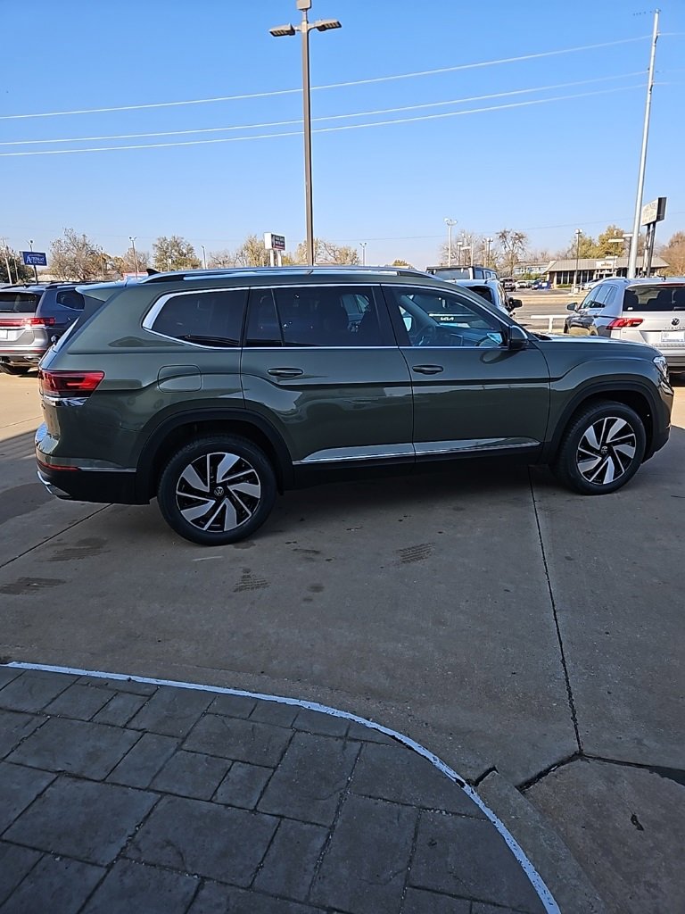 New 2026 Volkswagen Atlas SEL image 4