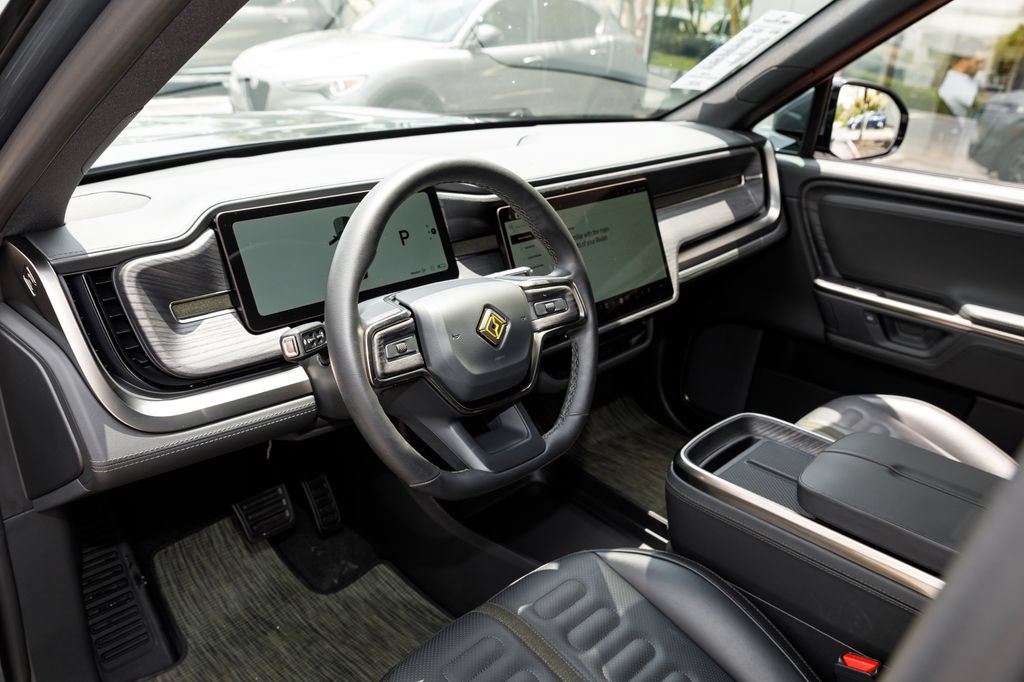 Used 2025 Rivian R1T Adventure AWD/4WD image 10