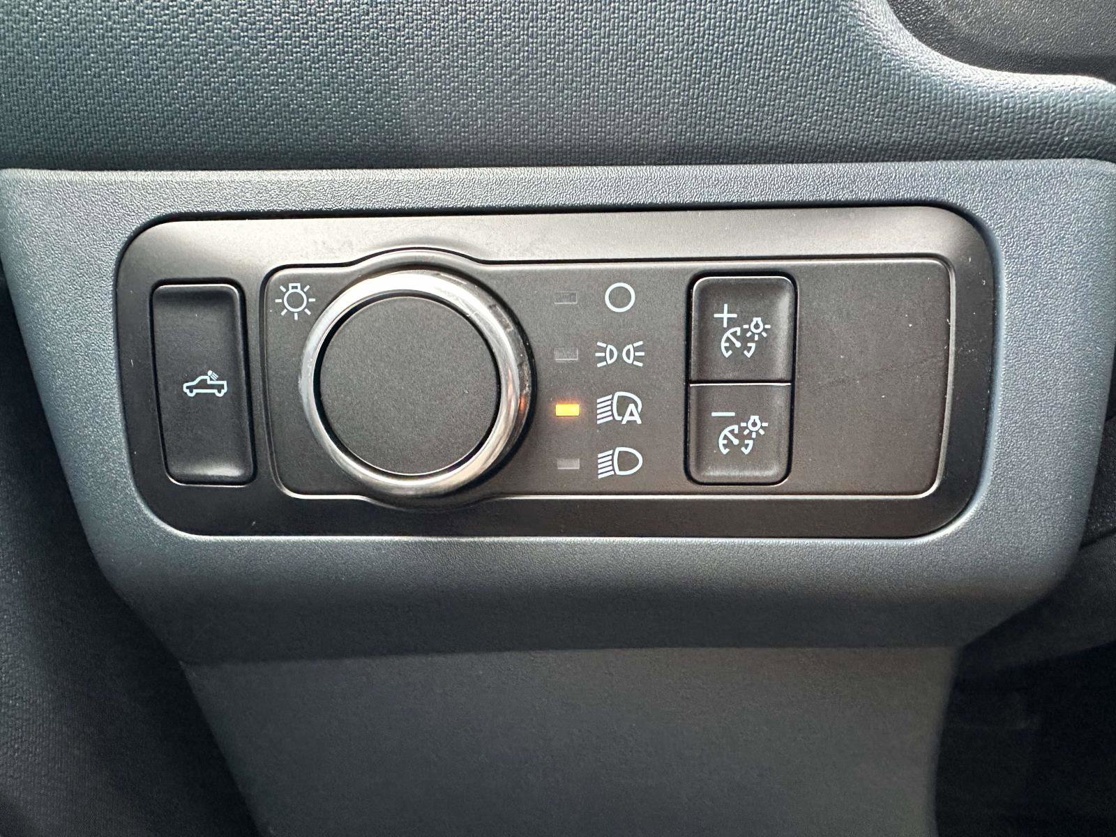 Used 2025 Ford Maverick XLT w/ XLT Luxury Package image 17