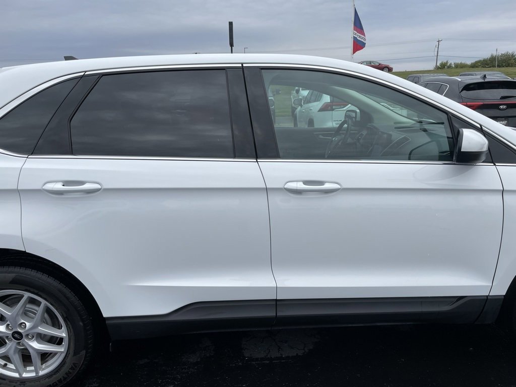 Used 2023 Ford Edge SEL image 27
