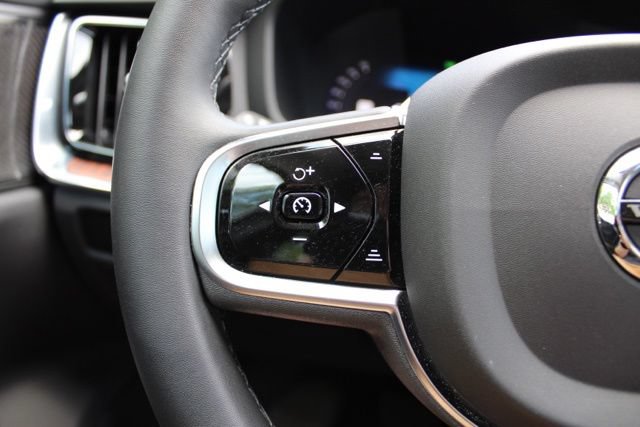 Certified 2024 Volvo S60 B5 Plus w/ Climate Package AWD/4WD image 31