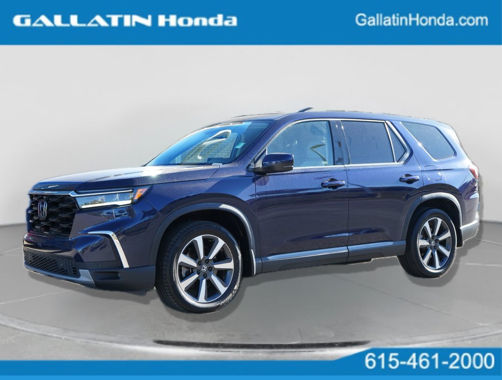 Used 2023 Honda Pilot Touring image 1
