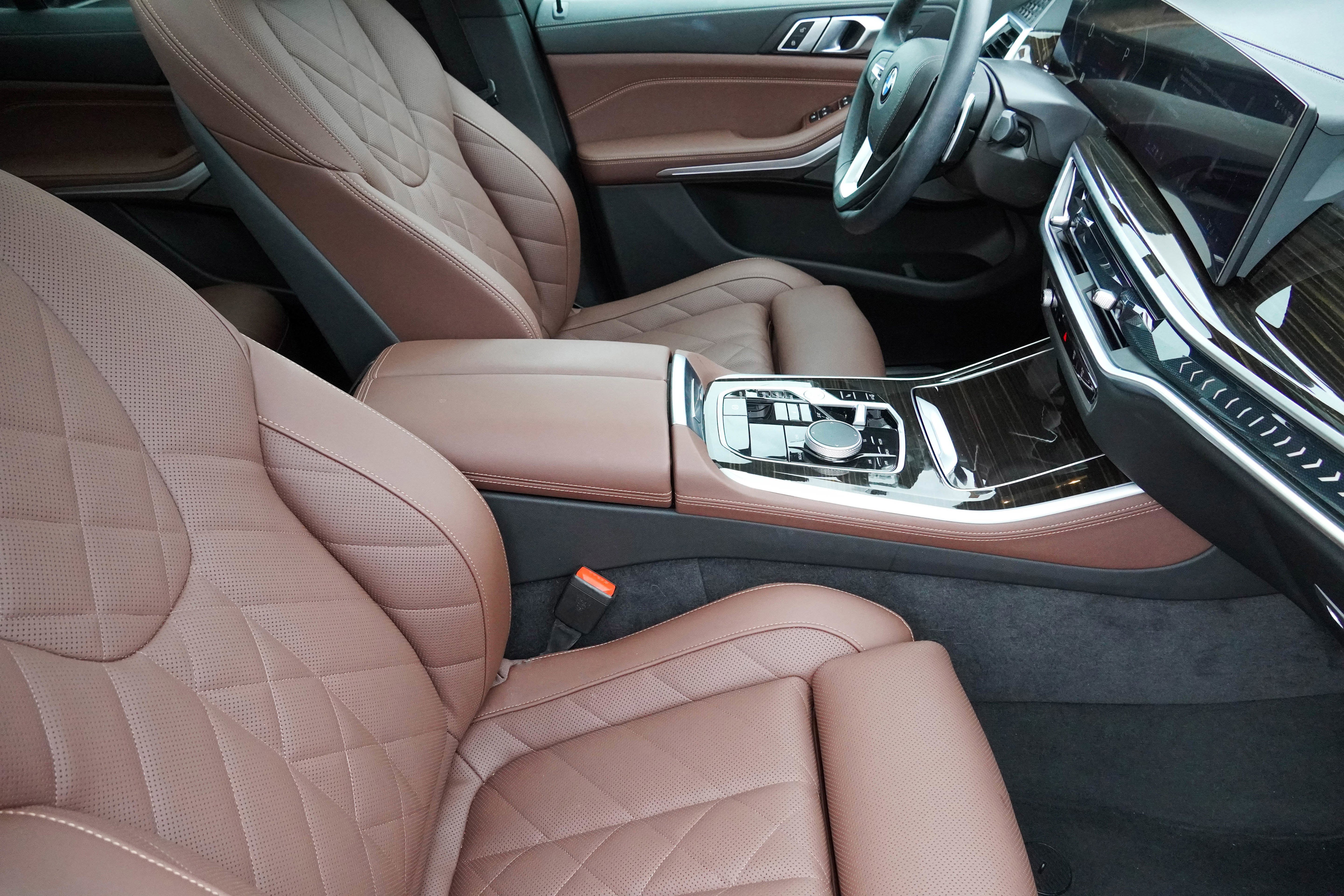 Certified 2025 BMW X5 xDrive40i AWD/4WD image 12