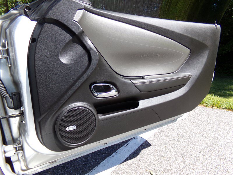 Used 2010 Chevrolet Camaro SS RWD image 42