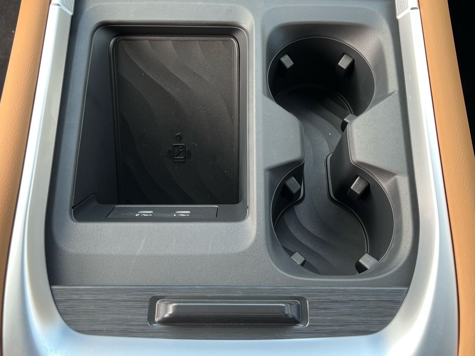 New 2026 Nissan Armada SL w/ Captain's Chari Seat Package AWD/4WD image 26