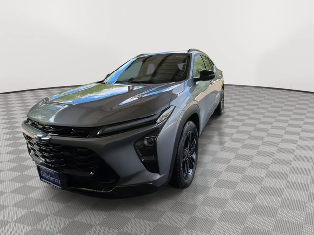 New 2026 Chevrolet Trax ACTIV w/ Sunroof Package FWD image 3