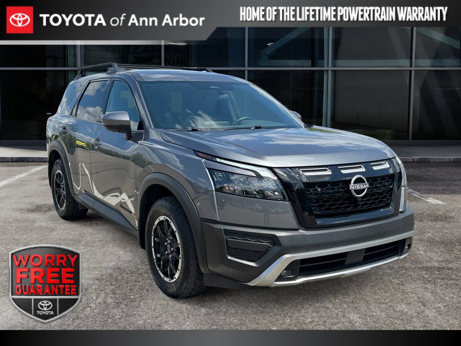 Used 2024 Nissan Pathfinder Rock Creek AWD/4WD image 1