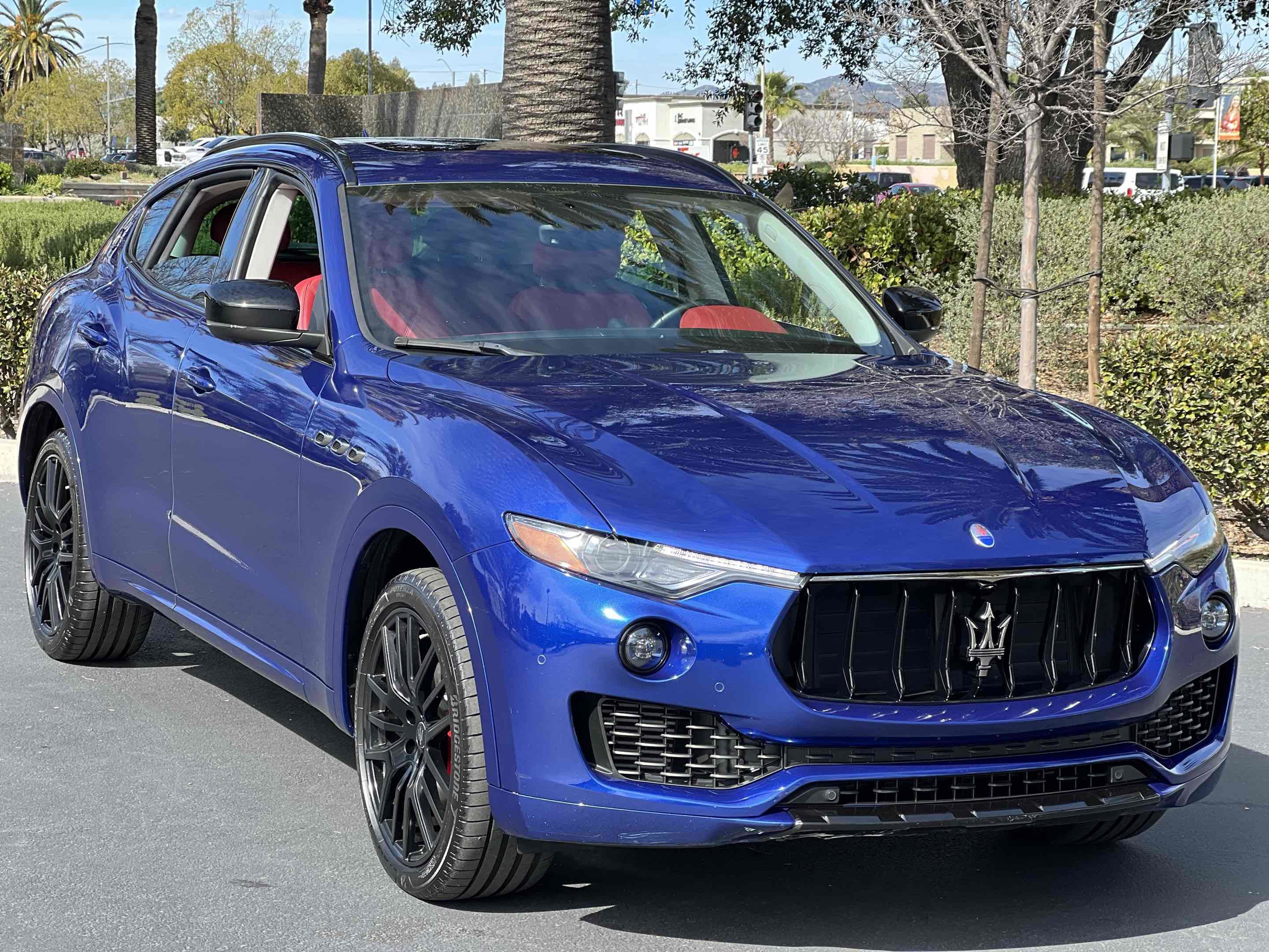 Used 2021 Maserati Levante image 20