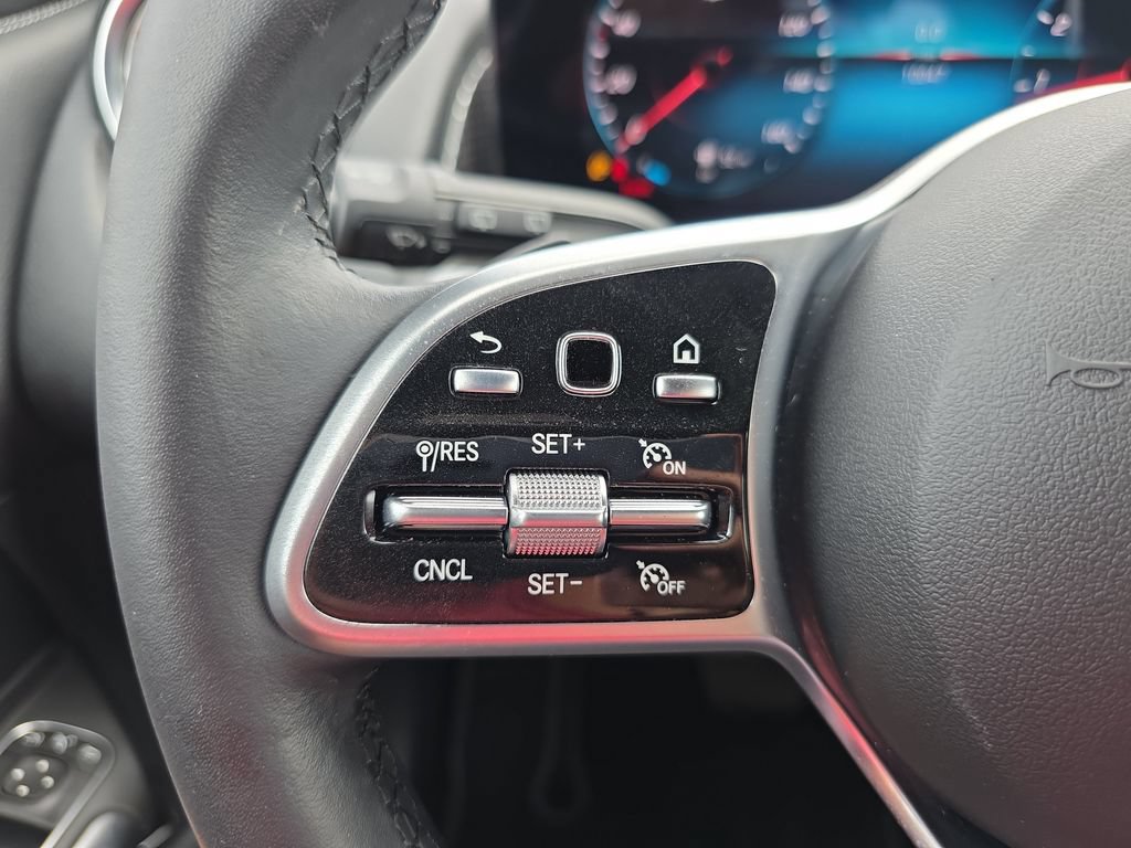 Certified 2022 Mercedes-Benz GLB 250 image 21