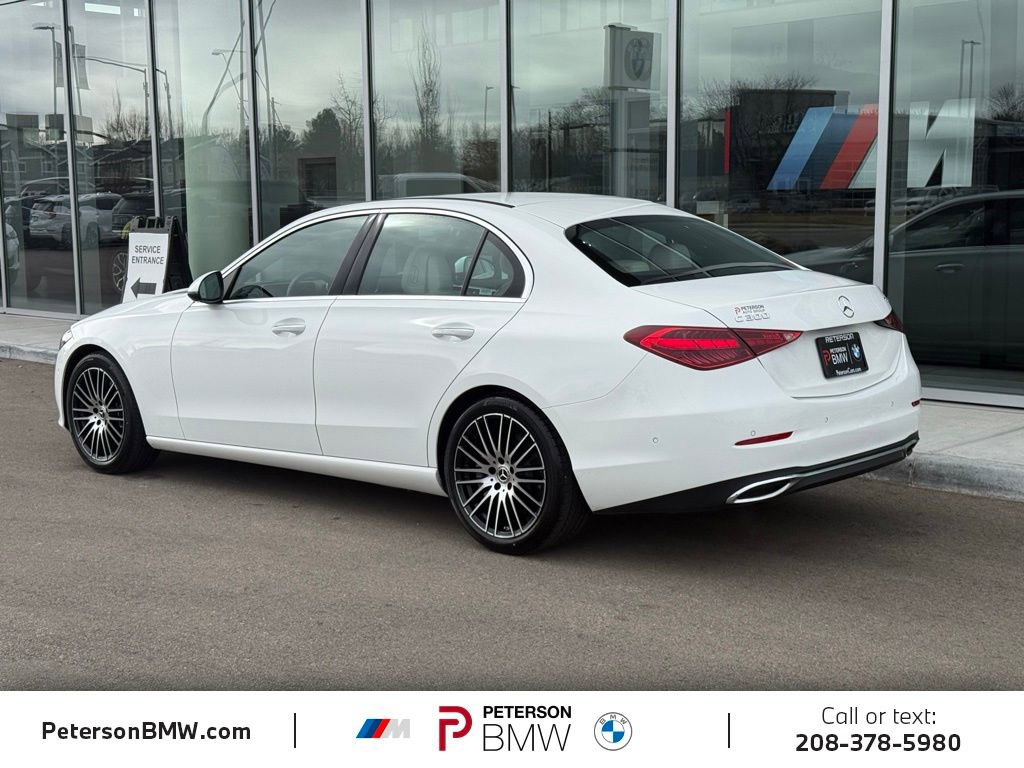 Used 2025 Mercedes-Benz C 300 4MATIC Sedan image 3
