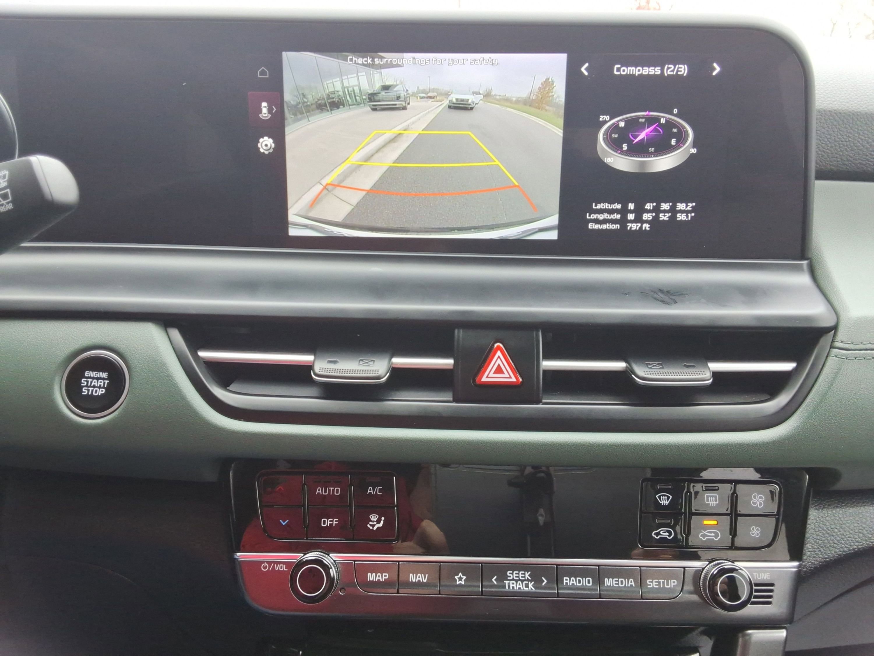 Used 2024 Kia Seltos SX image 17