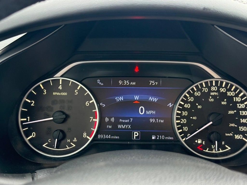 Used 2019 Nissan Murano SV AWD/4WD image 16