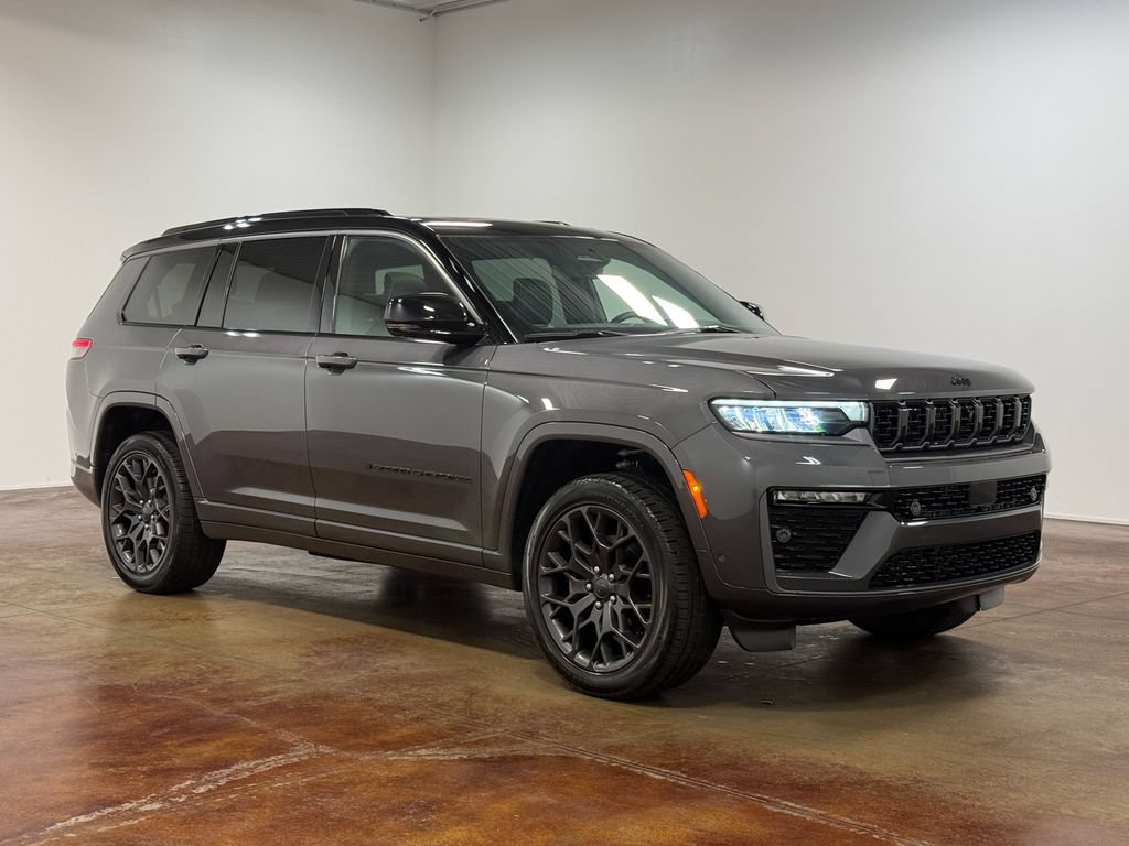 Used 2026 Jeep Grand Cherokee L Summit w/ Obsidian Package AWD/4WD image 22