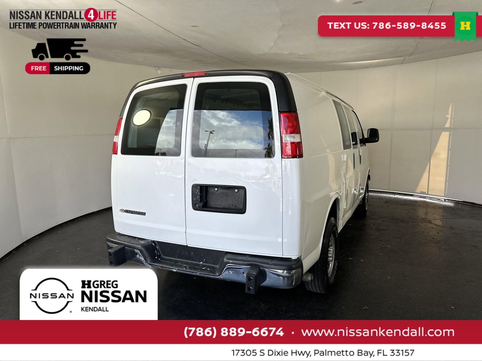 Used 2022 Chevrolet Express 2500 w/ Driver Convenience Package image 11
