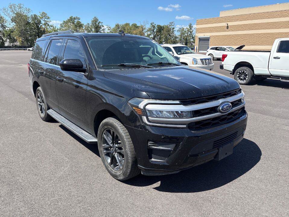 Used 2023 Ford Expedition XLT RWD image 1