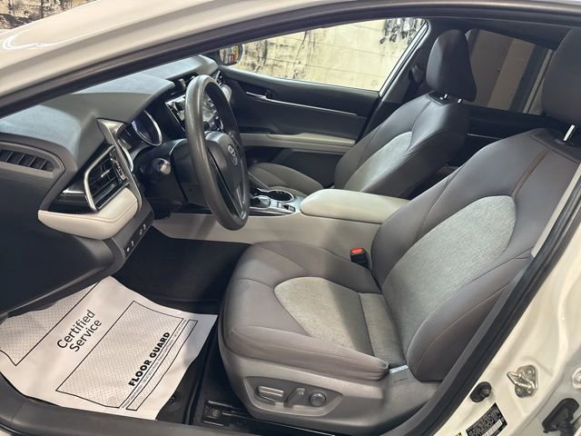 Used 2020 Toyota Camry LE w/ Sunroof Package FWD image 13