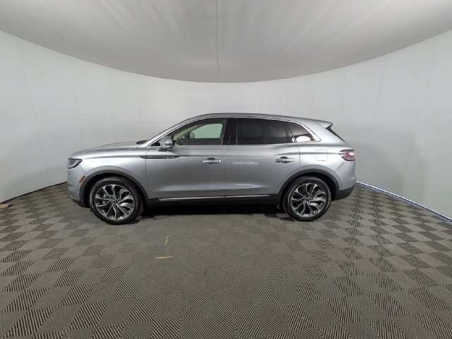 Used 2023 Lincoln Nautilus Reserve w/ Equipment Group 201A AWD/4WD image 20
