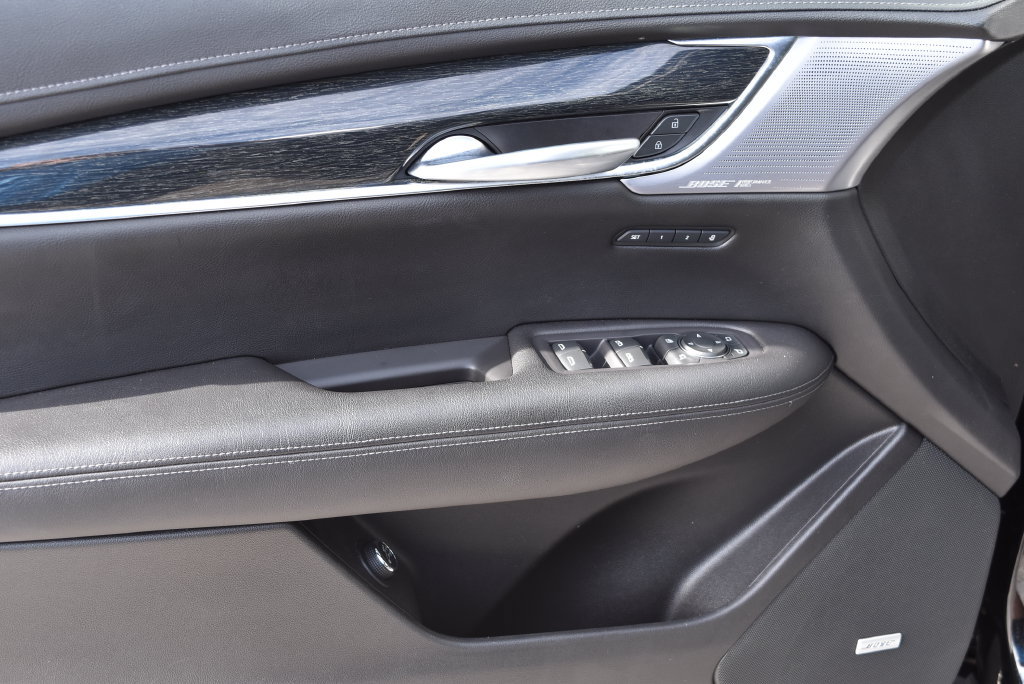 Used 2020 Cadillac XT5 Premium Luxury FWD image 8