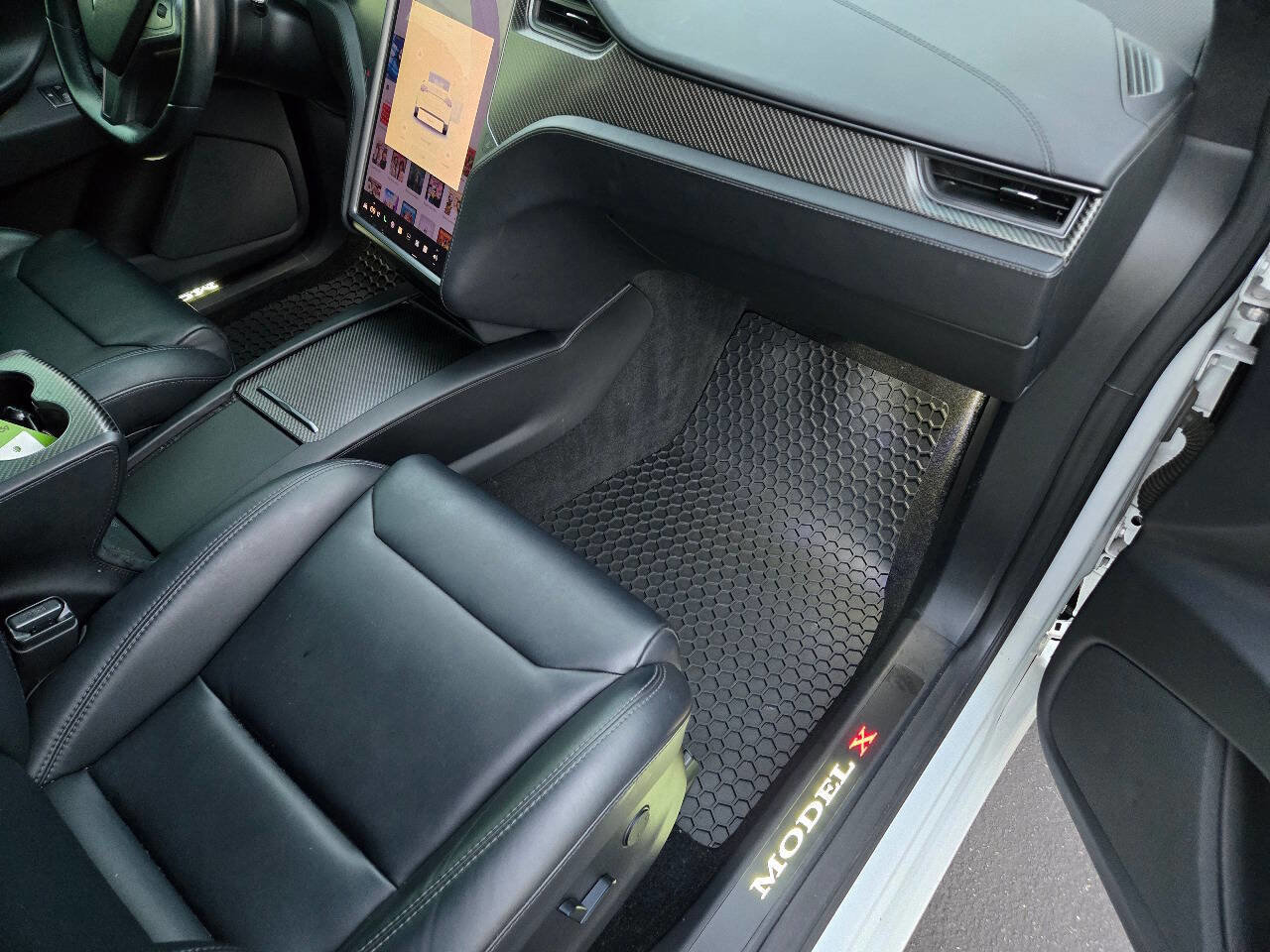 Used 2018 Tesla Model X P100D image 31