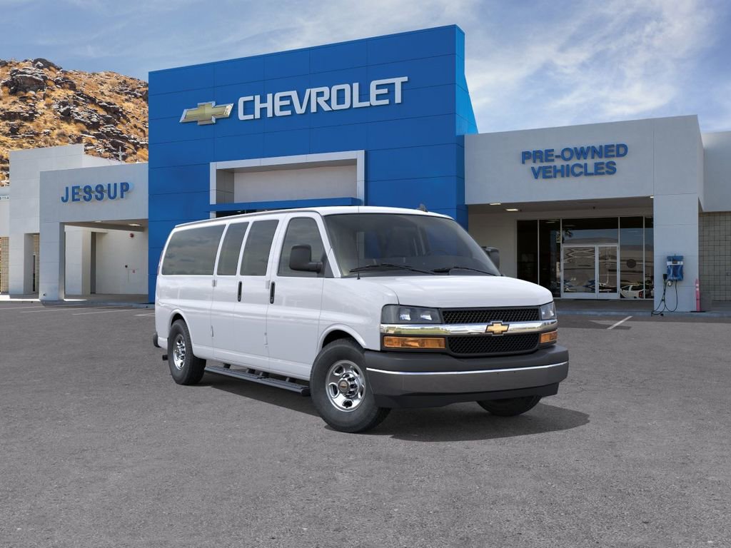 New 2026 Chevrolet Express 3500 LT RWD image 1
