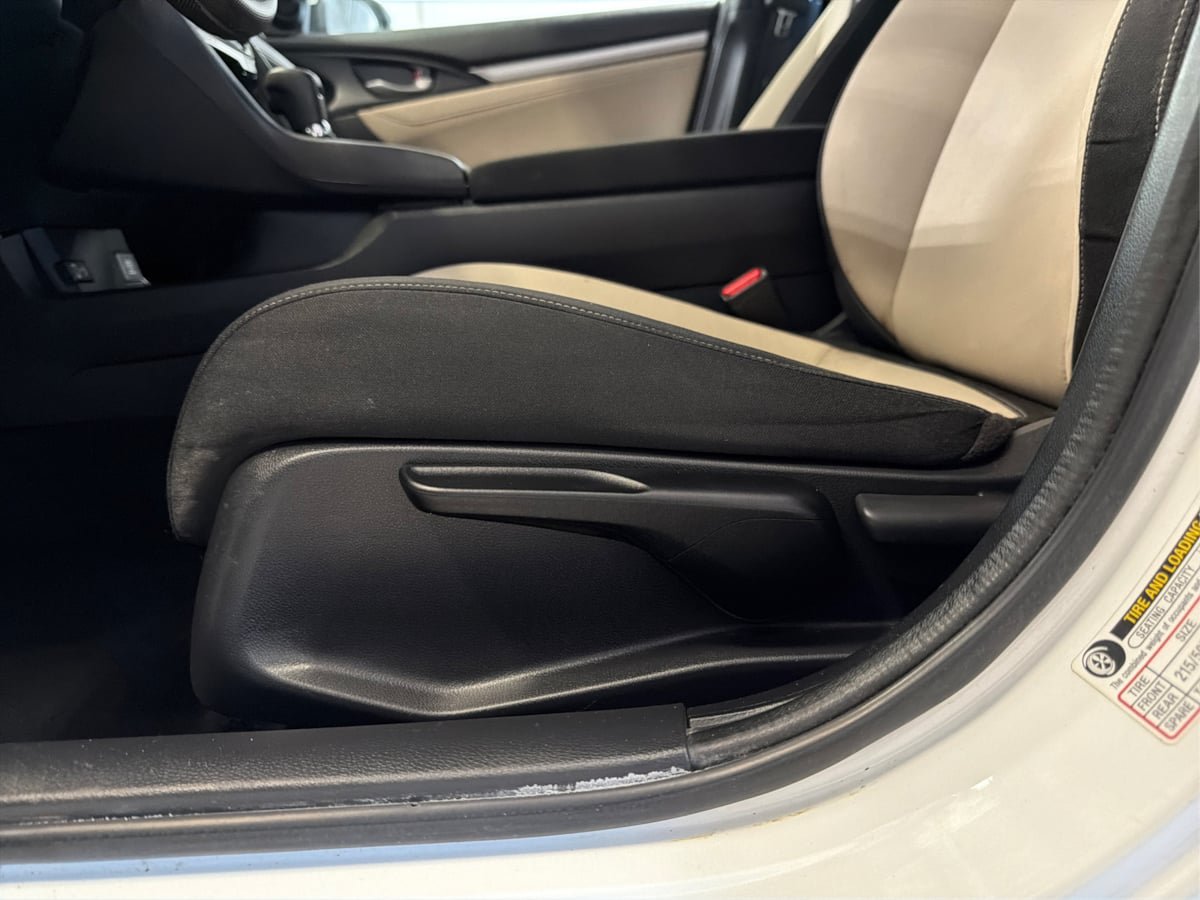 Used 2018 Honda Civic EX image 22
