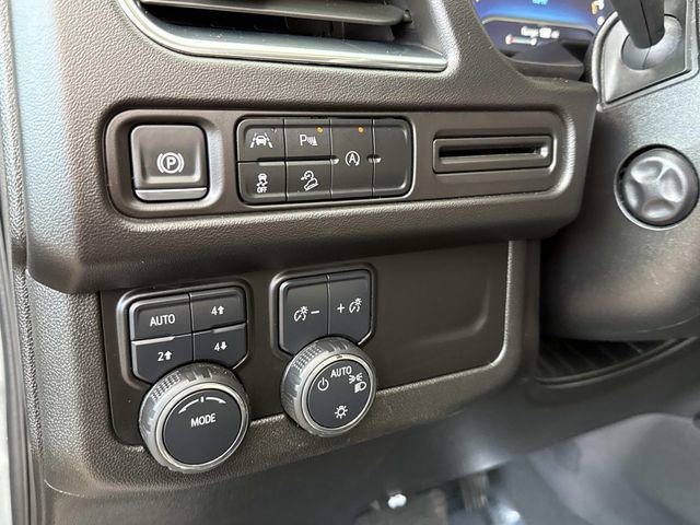 Certified 2024 Chevrolet Tahoe Premier AWD/4WD image 18