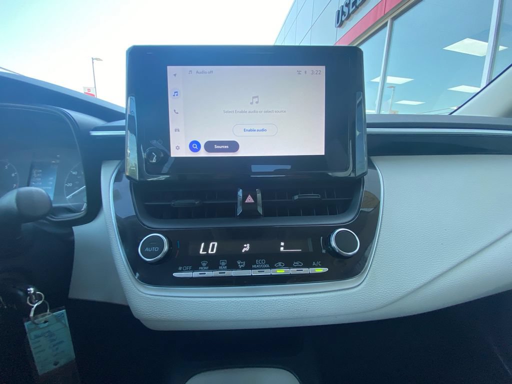 Used 2023 Toyota Corolla LE FWD image 18