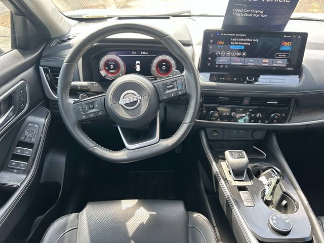 Used 2024 Nissan Rogue Platinum w/ Platinum Premium Package image 14