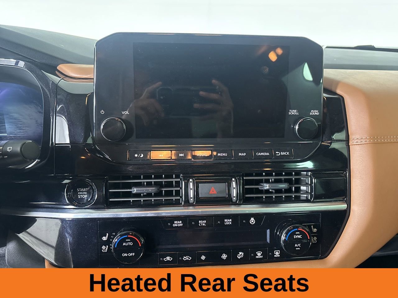 Used 2025 Nissan Pathfinder Platinum w/ Cargo Package FWD image 16