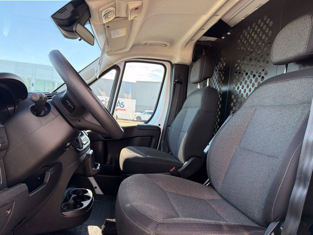 Used 2025 RAM ProMaster 2500 w/ U-Haul Equipment Group FWD image 12
