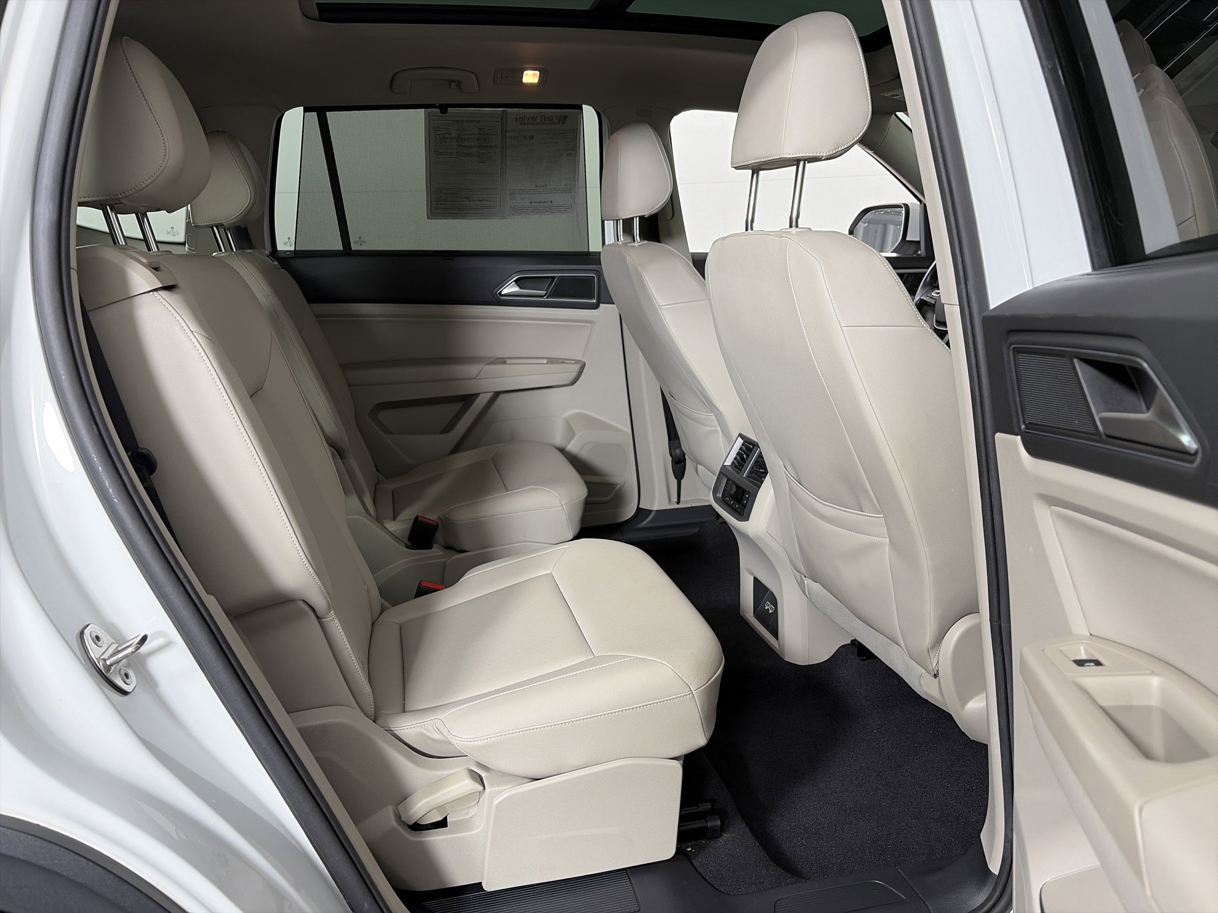 Used 2019 Volkswagen Atlas SEL R-Line image 41