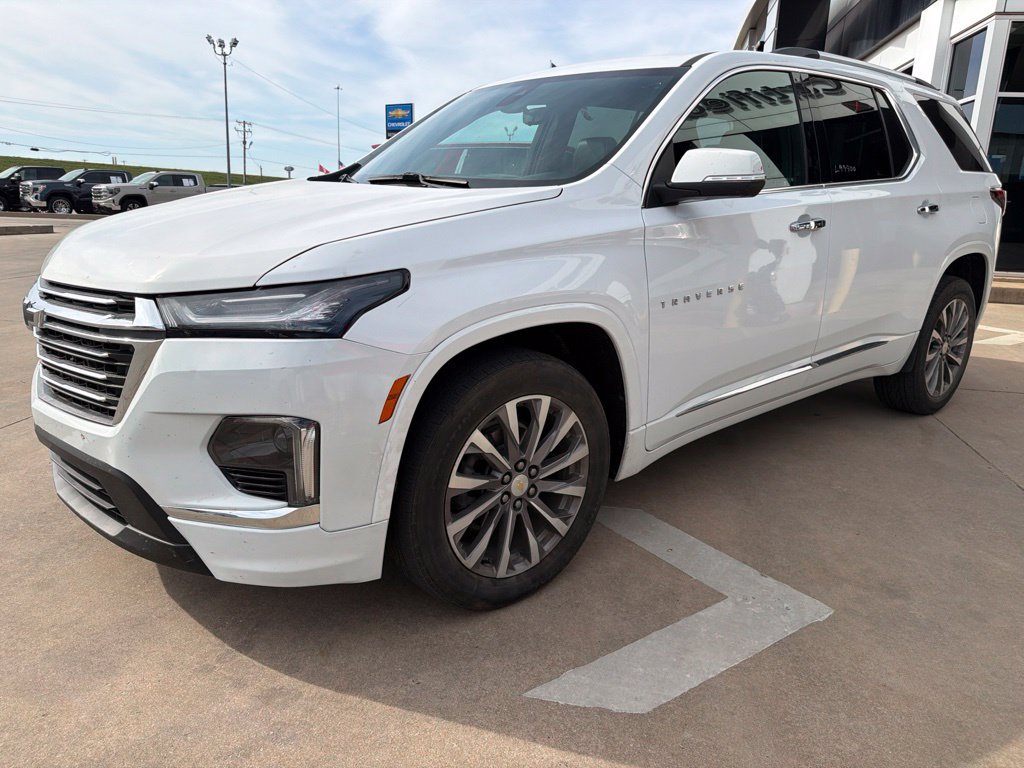 Used 2022 Chevrolet Traverse Premier w/ LPO, Floor Liner Package FWD image 7
